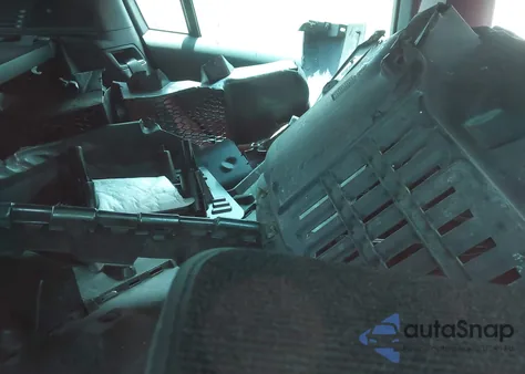 2023 Maserati Grecale Modena из США, поврежденный, VIN ZN682AVM7P7437492